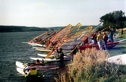start.jpg (90320 bytes)